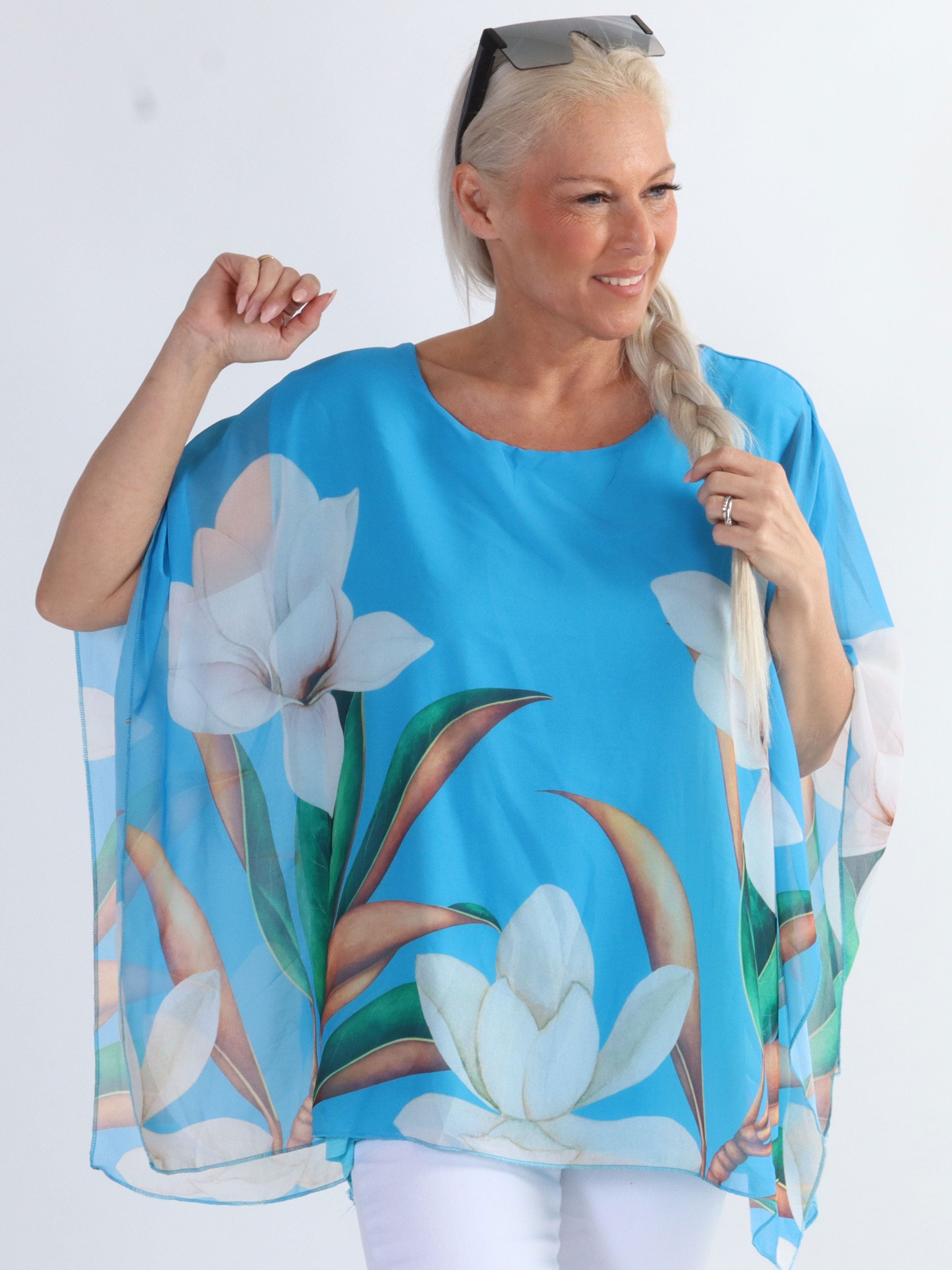 Mian - Farverig plus size tunika med chiffonlag